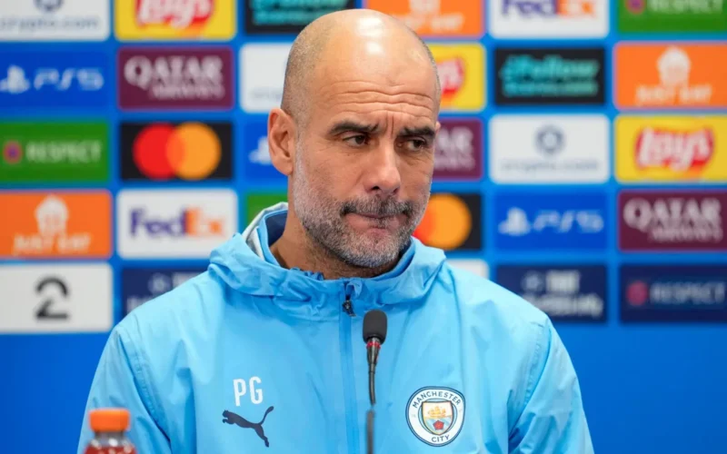 بكلمة إن شاء الله.. فيديو لمدرب مانشستر سيتي يعلق على عودة لاعبه المصاب